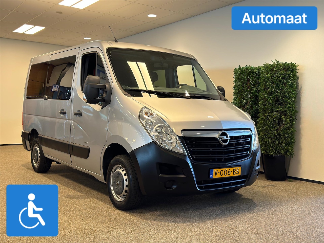 Opel Movano - L1H1 Rolstoelbus Automaat - AutoWereld.nl
