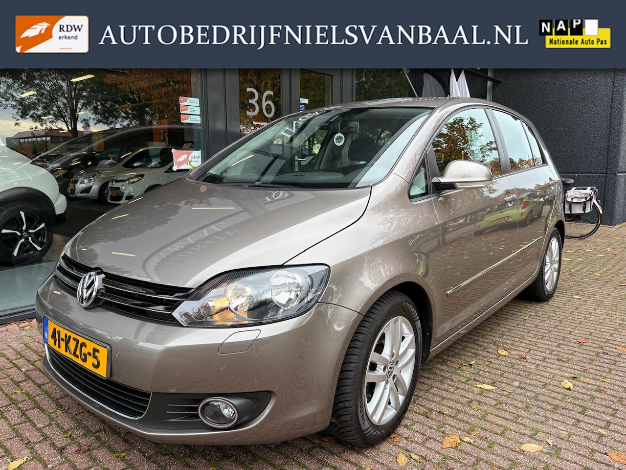 Volkswagen Golf Plus - 1.4 TSI Highline Clima/PDC/Cruise/Trekh. - AutoWereld.nl