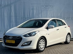 Hyundai i30 - 1.6 GDI i-Drive Cool Plus NL AUTO | APK T/M 8-26 | AIRCO |