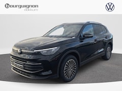 Volkswagen Tiguan - 1.5 eHybrid Life Edition | Trekhaak | 18 inch | A.cam |