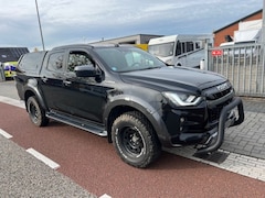 Isuzu D-Max - 1.9D 120KW Double Cab V-Cross AUTOM. 4WD KLIMA LEER EURO6