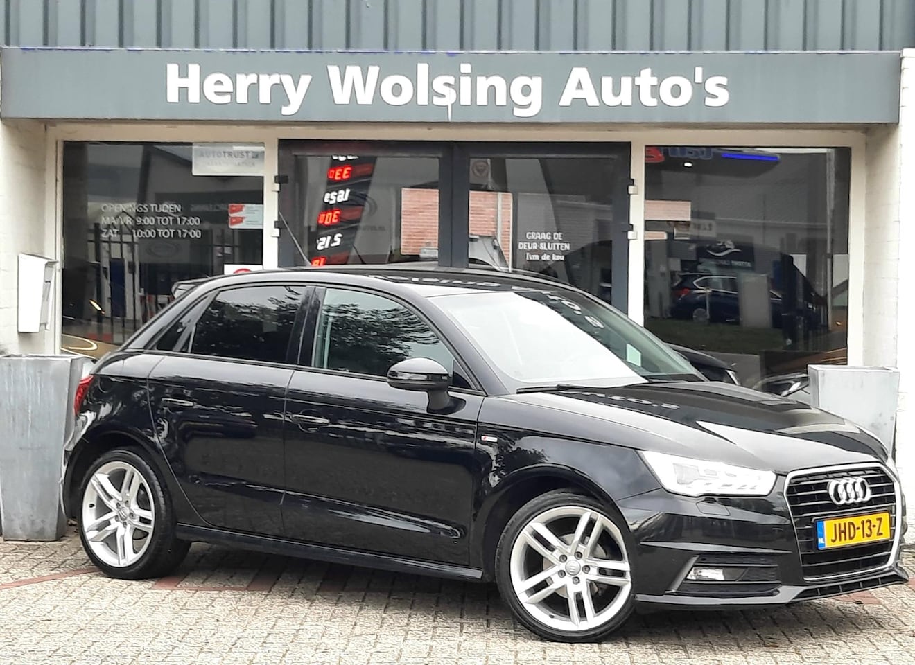 Audi A1 Sportback - 1.0 TFSI S-LINE - Led Navi Pdc Facelift - AutoWereld.nl