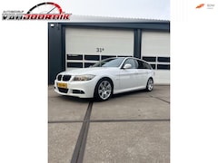 BMW 3-serie Touring - 318i High Executive
