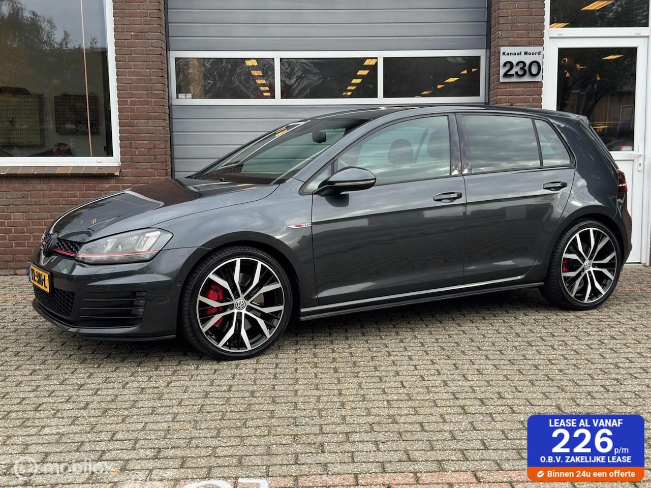 Volkswagen Golf - 2.0 GTI DSG PP ECC-AIRCO/CRUISE/XENON/LED - AutoWereld.nl