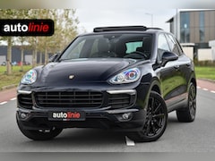 Porsche Cayenne - 3.0 S E-Hybrid. Sport Chrono, Pano, Luchtvering, Leder, Trekhaak, Camera