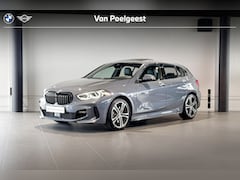 BMW 1-serie - 120i | M Sport | Glazen Panoramadak | Stoelverwarming |