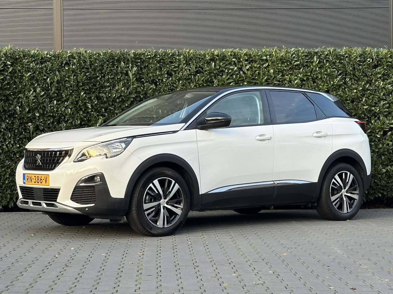 Peugeot 3008 - 1.2 PureTech Allure 1.2 PureTech ALLURE, NL AUTO, NAP LOGISCH, NAVI, CRUISE, HALF LEDER, ECC-AIRCO, VIRTUAL, L - AutoWereld.nl