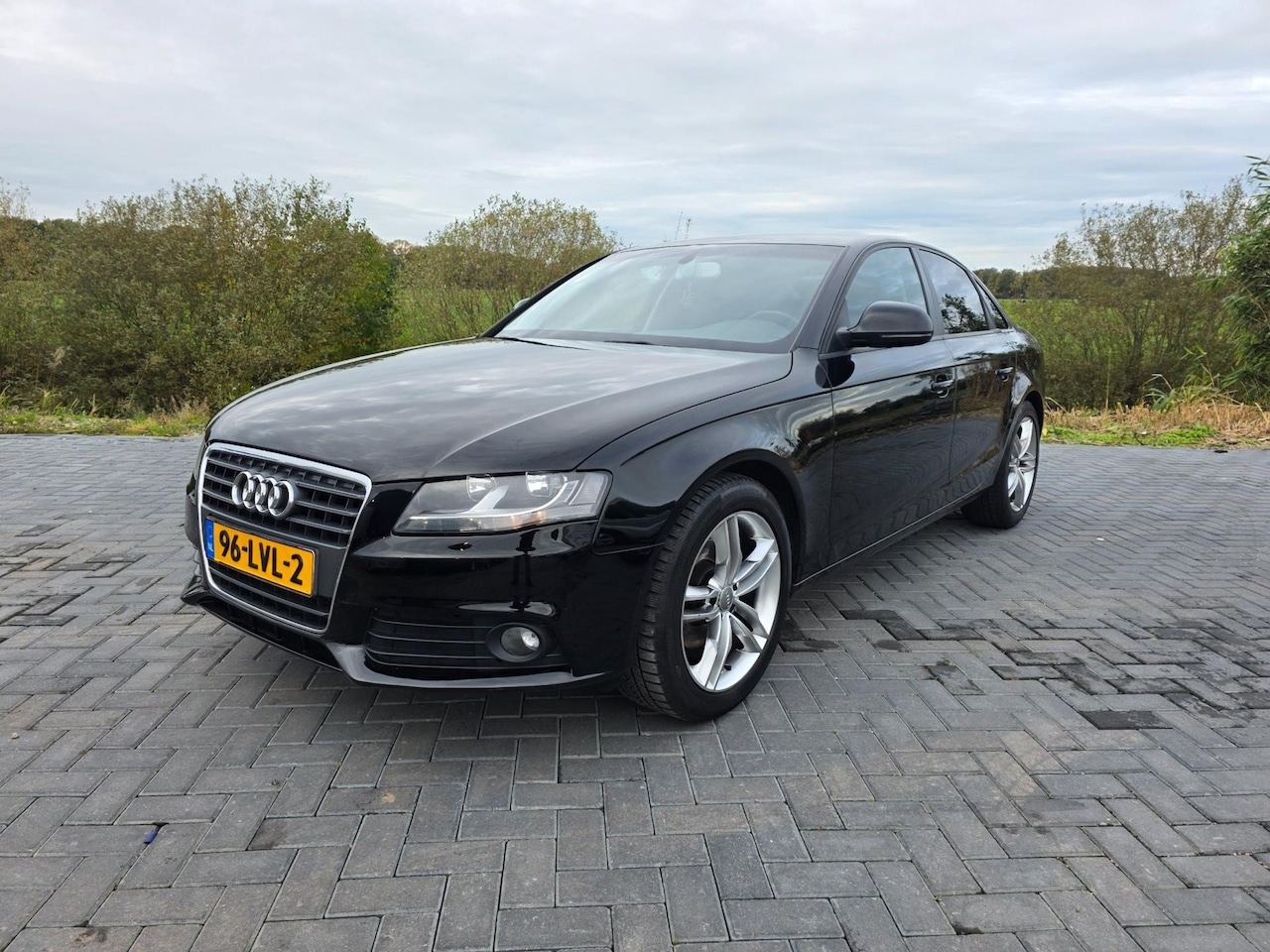 Audi A4 Limousine - 1.8 TFSI Pro Line Business nieuwe APK! - AutoWereld.nl