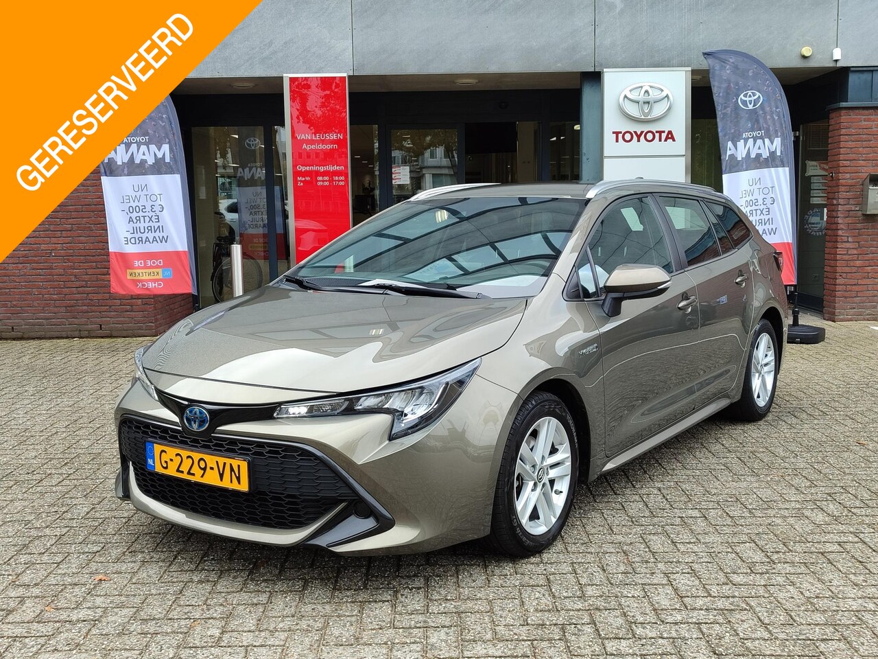Toyota Corolla Touring Sports - 1.8 Hybrid ACTIVE LM-VELGEN AD-CRUISE CLIMA CAMERA BLUETOOTH APPLE/ANDROID NL-AUTO 1E-EIG - AutoWereld.nl
