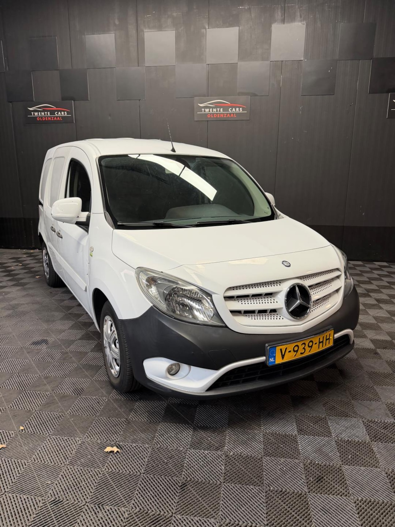 Mercedes-Benz Citan - 109 CDI BlueEFFICIENCY | Airco | Cruise | Nieuwe APK | - AutoWereld.nl