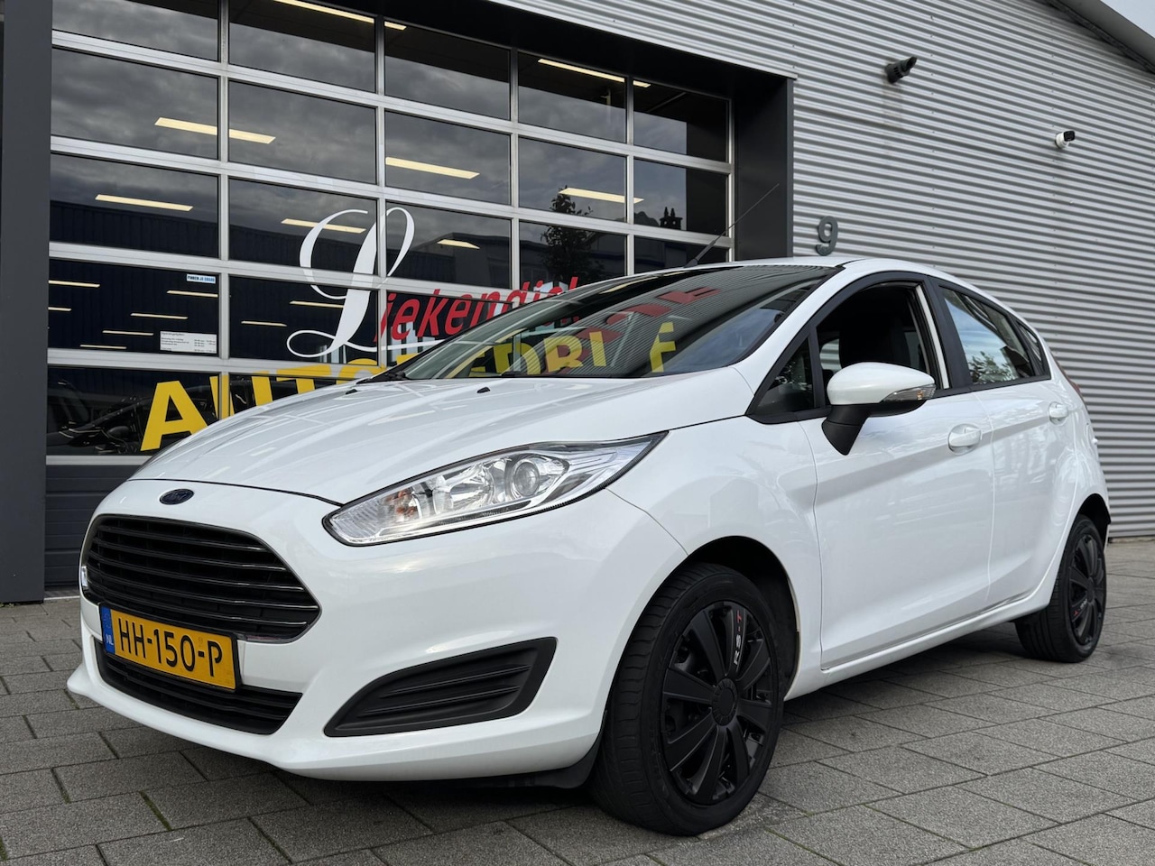 Ford Fiesta - 1.0 Style 5Drs - Navigatie I Airco I Achteruitrij camera I Comfort I Dealer onderhouden - AutoWereld.nl