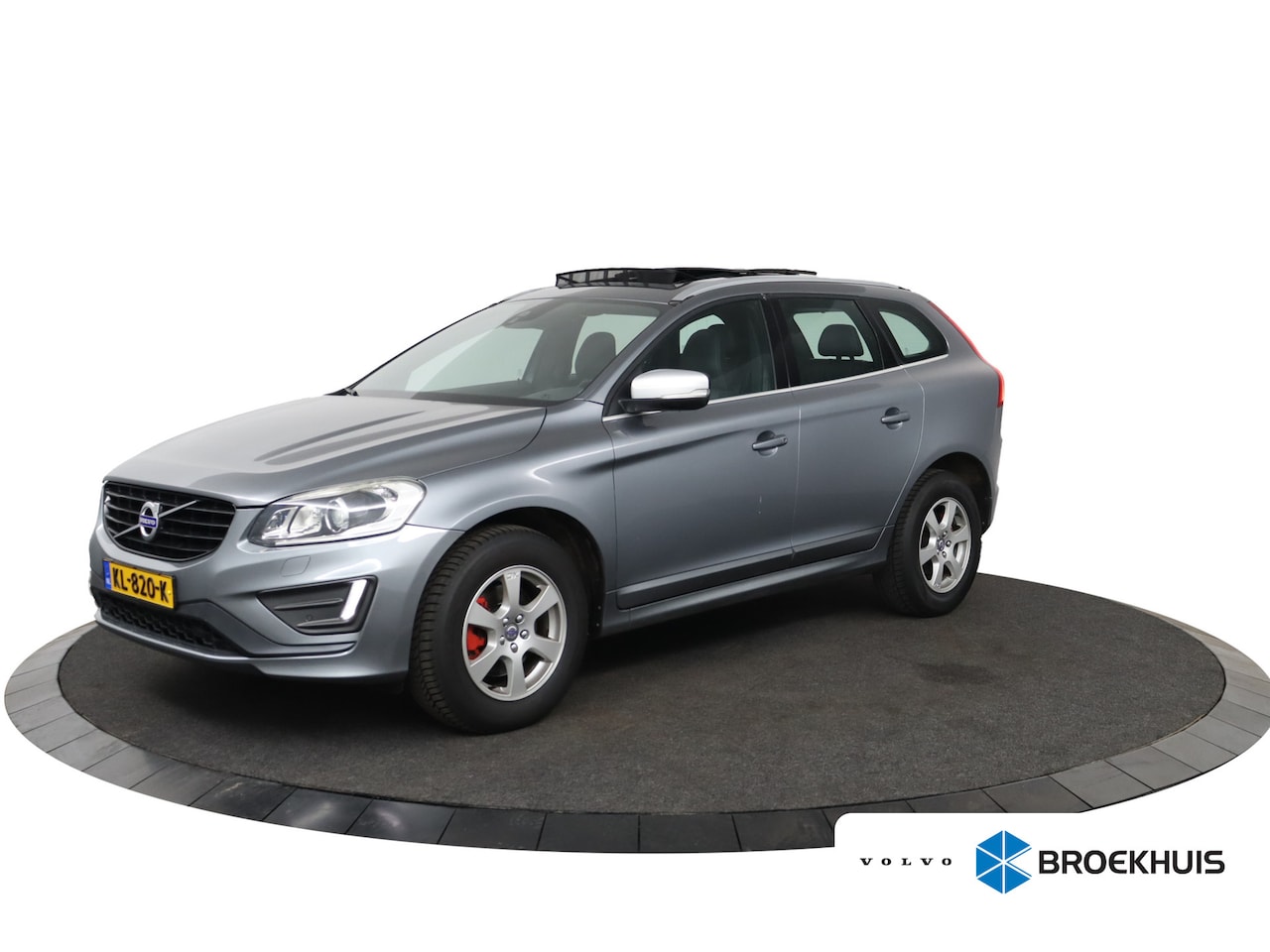 Volvo XC60 - 2.0 T5 FWD R-Design | Stoelverwarming | Standkachel  |  Panoramadak | Parkeersensoren V+A - AutoWereld.nl