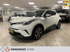 Toyota C-HR - 1.2 Dynamic. Navigatie, Climate controle, achteruitrijcamera