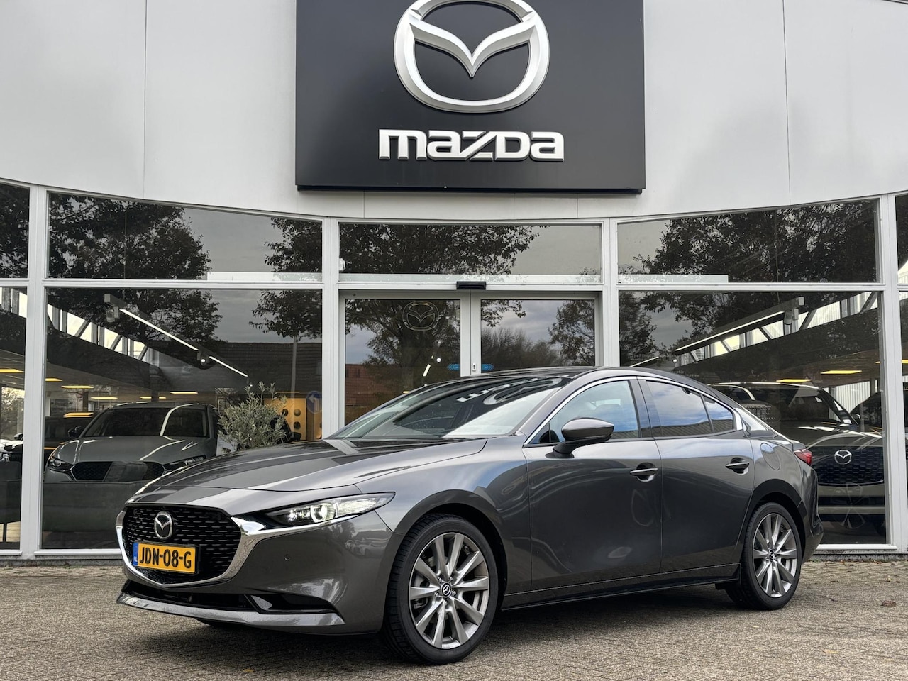 Mazda 3 - 2.5 e-SkyActiv-G M Hybrid 140 Exclusive-line 2.5 e-SkyActiv-G M Hybrid 140 Exclusive-line - AutoWereld.nl