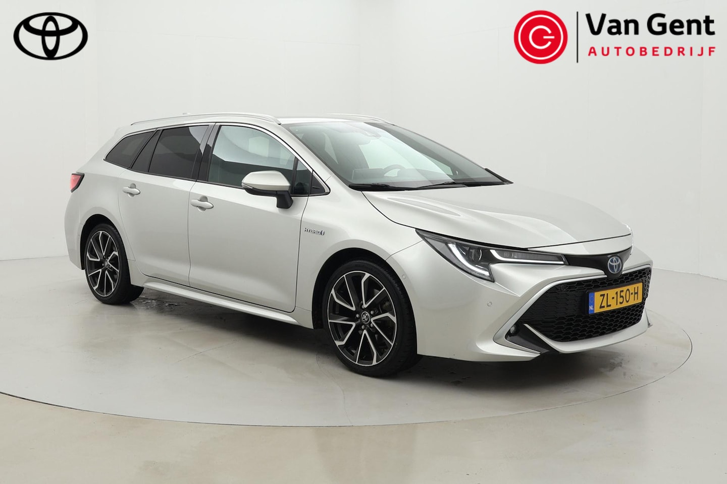 Toyota Corolla Touring Sports - 2.0 Hybrid Executive | Trekhaak | Dodehoek detectie | Head-up display | Navigatie | Keyles - AutoWereld.nl