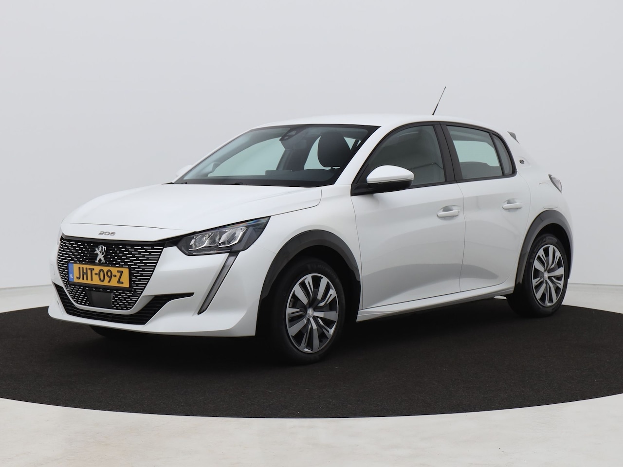 Peugeot e-208 - EV Active 50 kWh | NAVI | CARPLAY - AutoWereld.nl