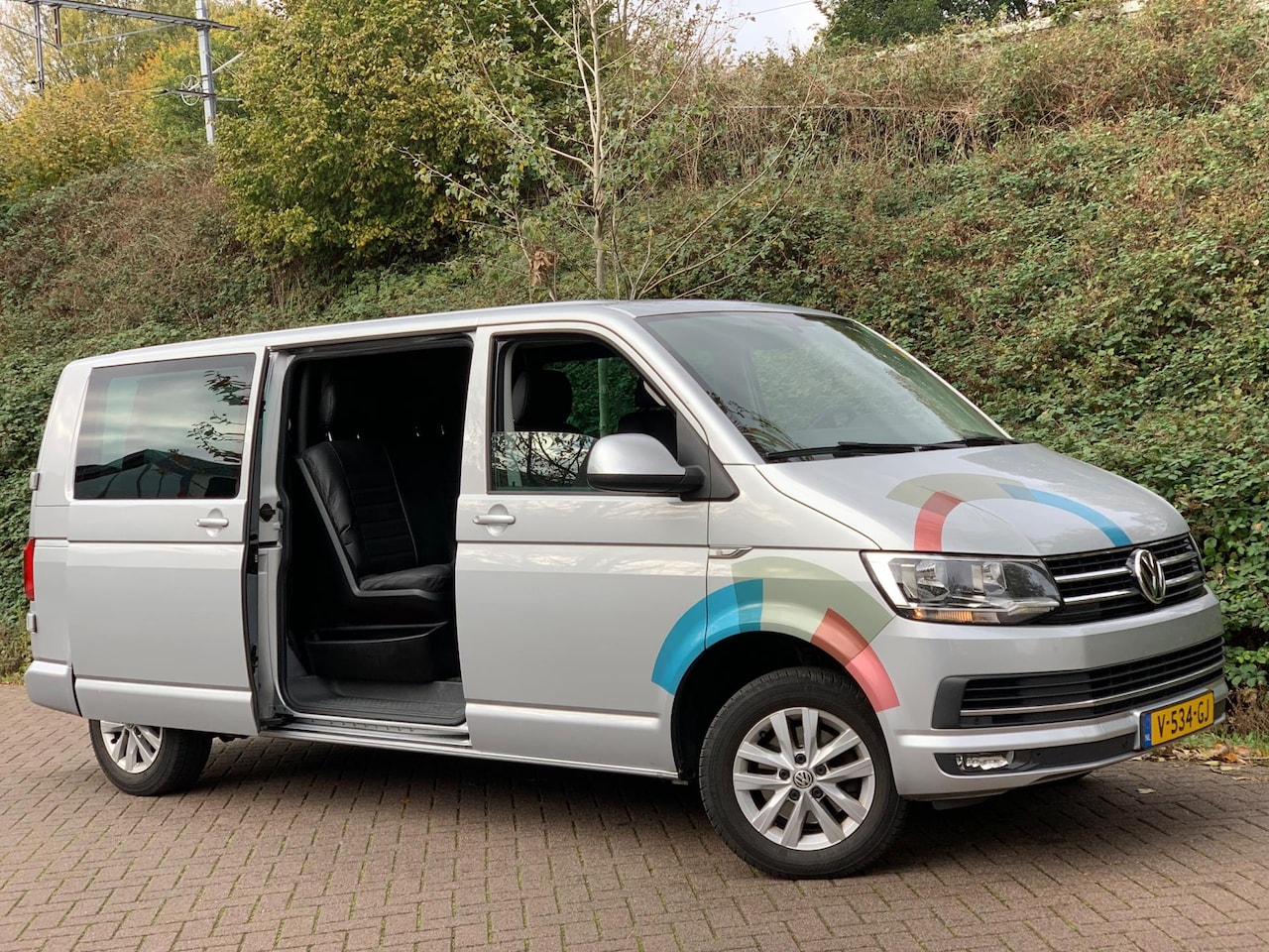 Volkswagen Transporter - 2.0 TDI L2H1 DC Highline 2017 PRACHTIG ! - AutoWereld.nl