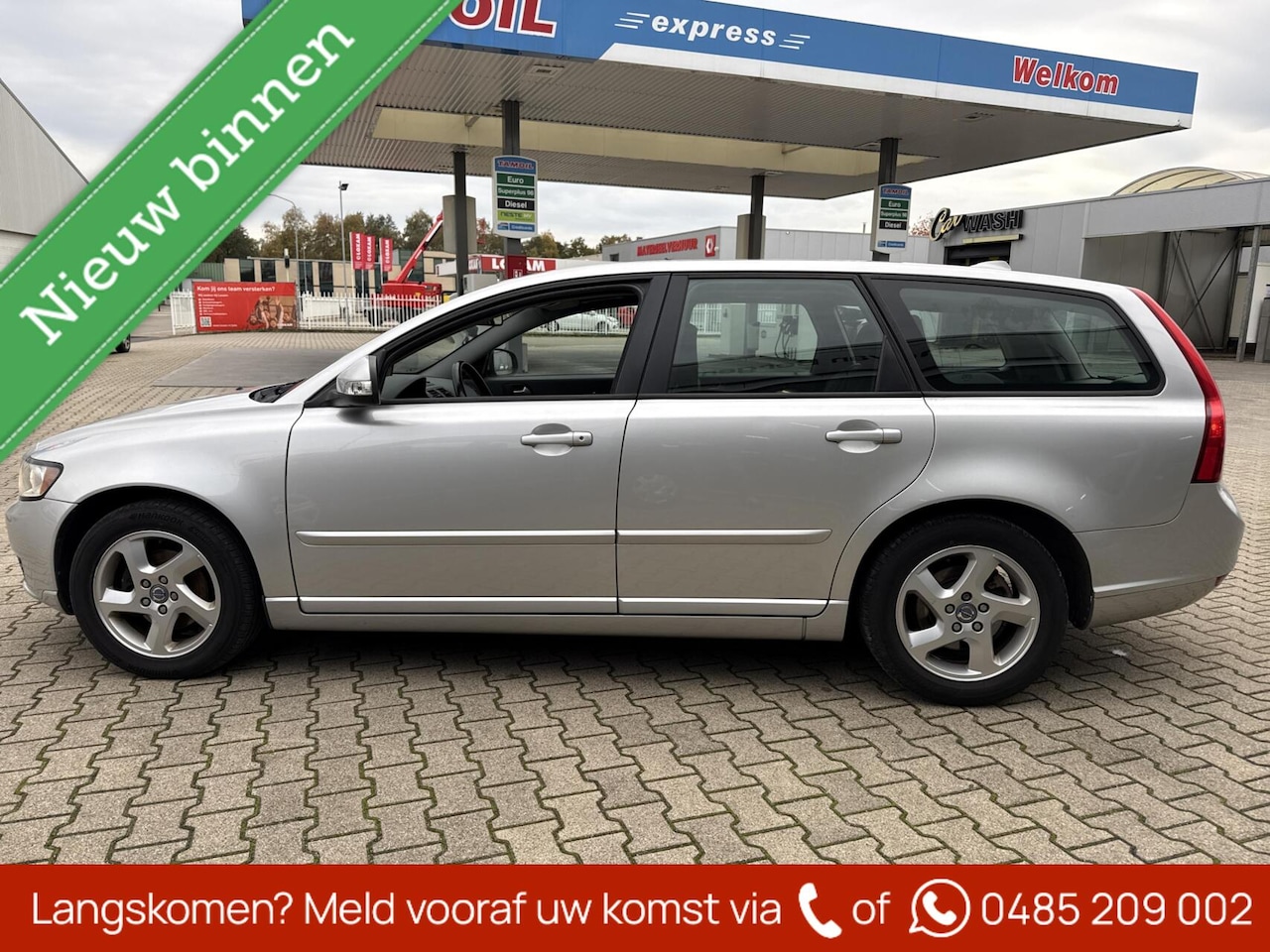 Volvo V50 - 2.0 Sport 2.0 Sport, climatronic, cruisecontrol, navigatie, trekhaak, pdc. - AutoWereld.nl