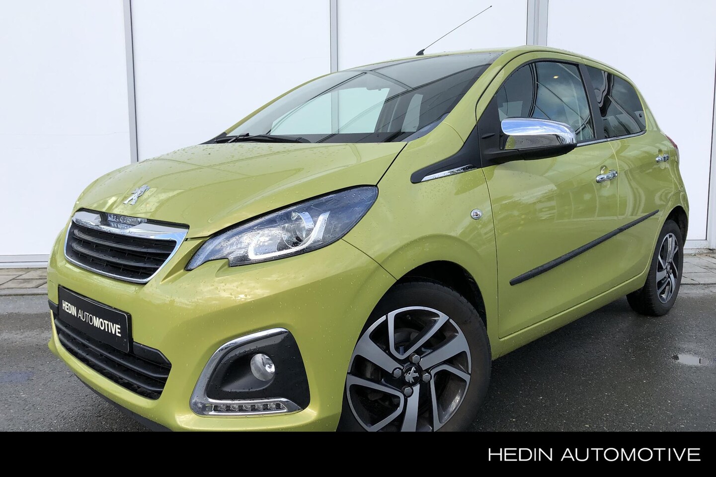 Peugeot 108 - 1.0 e-VTi 72PK Allure | Navigatie via App | Camera | Climate Control | Apple Carplay/Andro - AutoWereld.nl