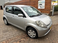 Daihatsu Sirion 2 - 1.3-16V Comfort airco nieuw apk.automaat