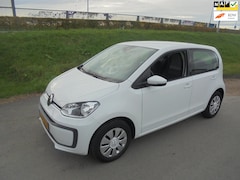 Volkswagen Up! - Up 1.0 benzine 5 deurs airco 72.000km eerste eigenaar
