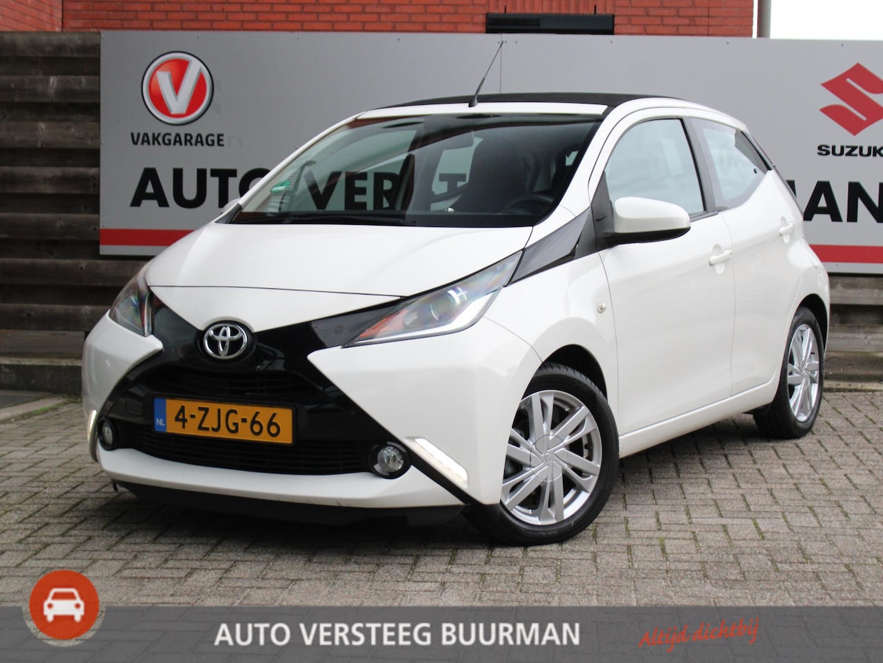 Toyota Aygo - 1.0 VVT-i x-wave Elektrisch Vouwdak, Airco, Achteruitrijcamera, Elektrische Ramen - AutoWereld.nl