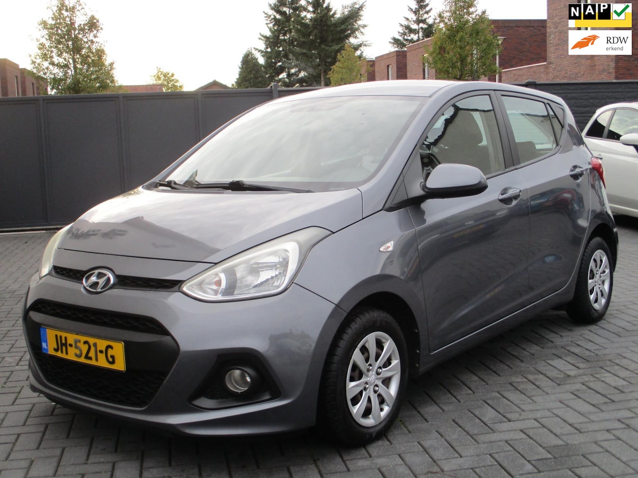 Hyundai i10 - 1.0i i-Motion Comfort Airco Clima !! - AutoWereld.nl