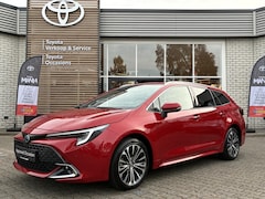 Toyota Corolla Touring Sports - HYBRID 140 STYLE EL-ACHTERKLEP STOEL/STUURVERW LED KEYLESS 17'' LM-VELGEN PRIVACY GLASS