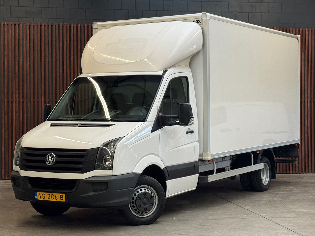 Volkswagen Crafter - BAKWAGEN 46 2.0 TDI L3H1 AIRCO-TEL-BLUETOOTH-CRUISE - AutoWereld.nl