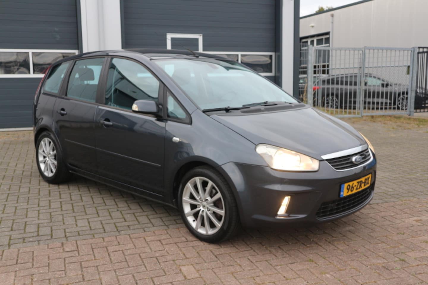 Ford C-Max - 1.8-16V Titanium Flexifuel 1.8-16V Titanium Flexifuel - AutoWereld.nl