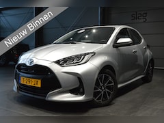 Toyota Yaris - 1.5 VVT-i Dynamic airco camera keyless carplay 16 inch
