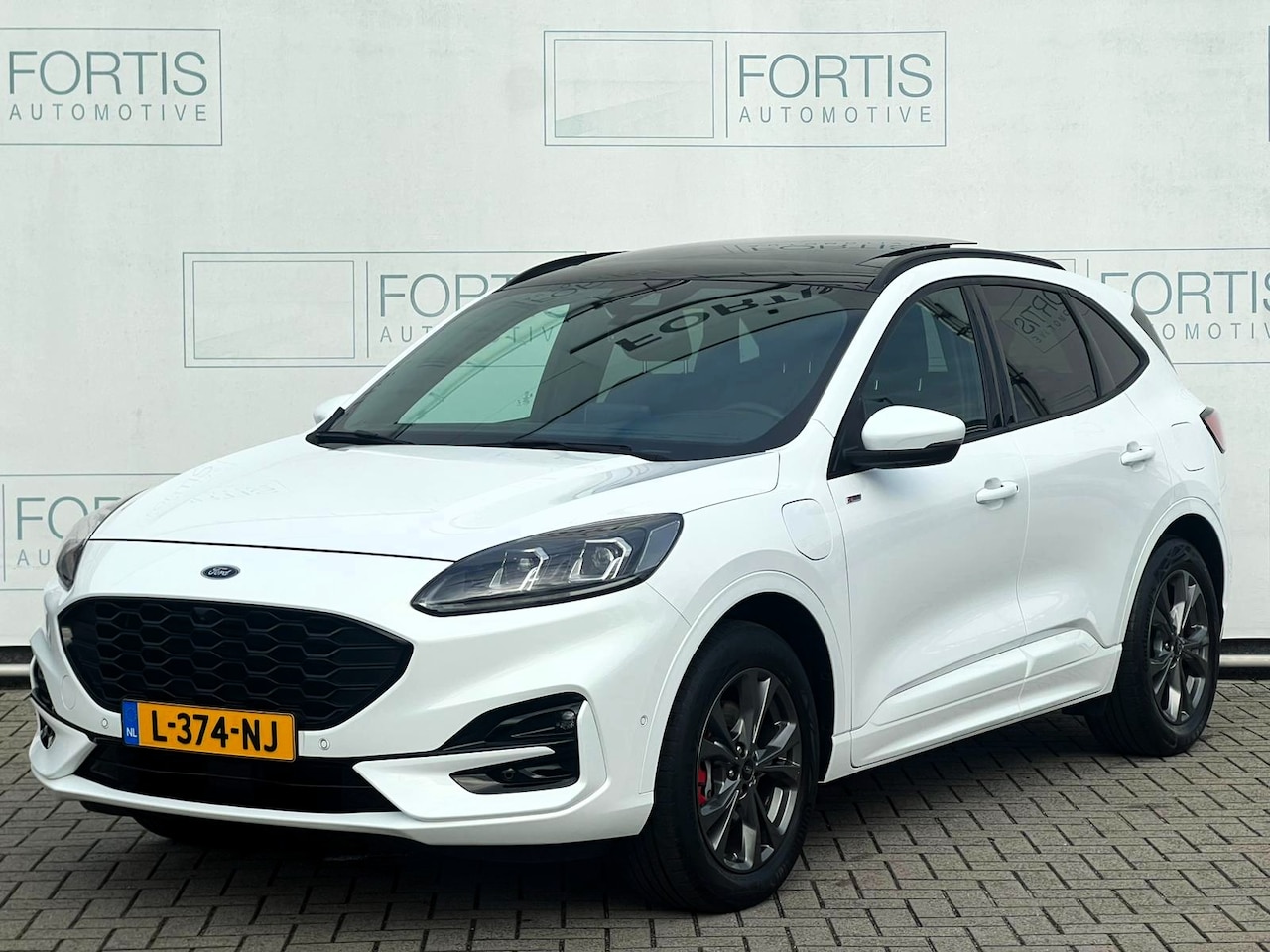 Ford Kuga - 2.5 PHEV ST-Line X NL AUTO | ELEKTR KLEP | PANO | STUURWIEL VERW | STOELVERW | - AutoWereld.nl