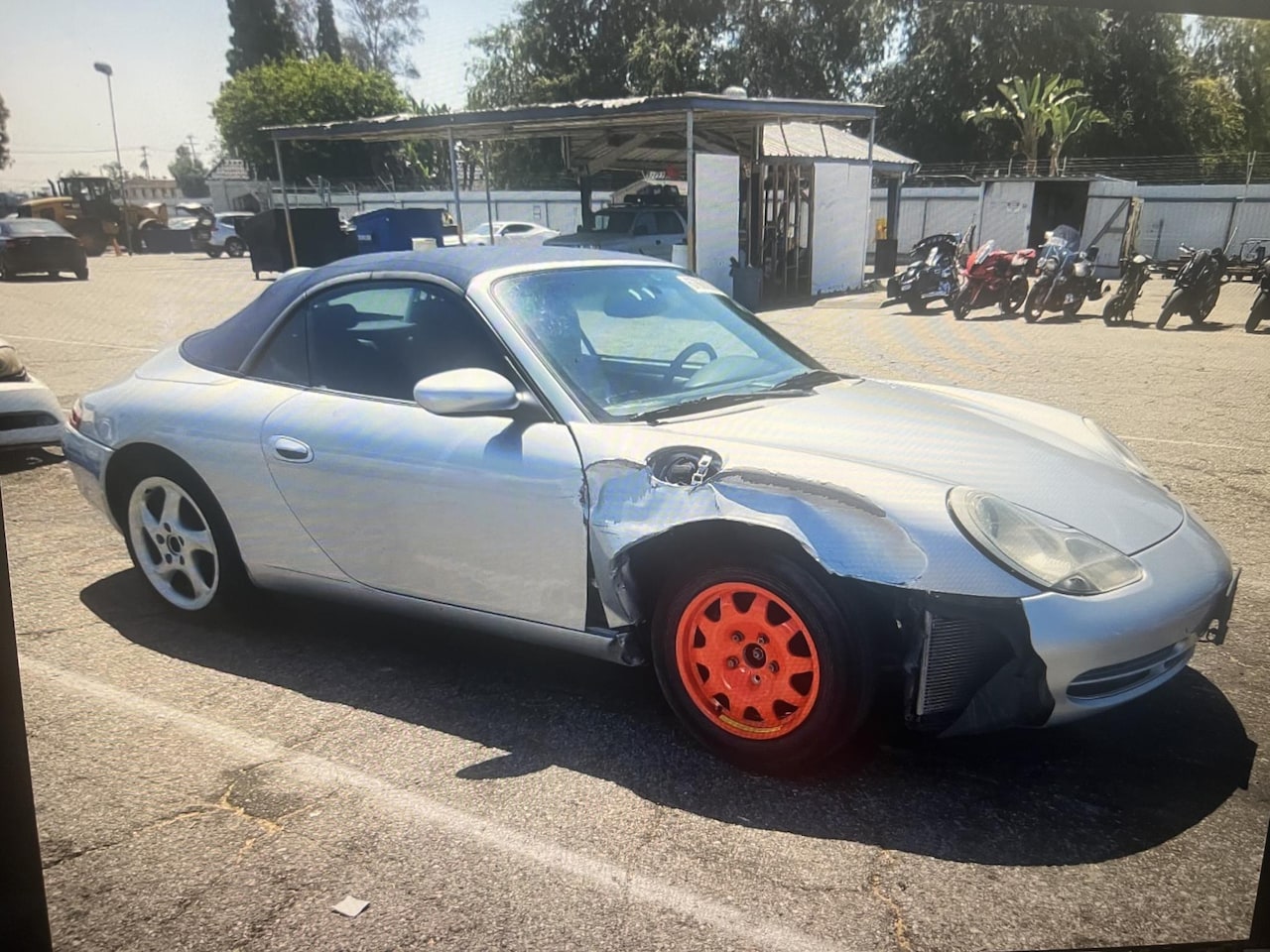 Porsche 911 Cabrio - 3.4 Carrera lichte schade rechts voor,us import - AutoWereld.nl