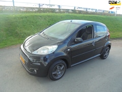 Peugeot 107 - 107 1.0 benzine 5 deurs airco lmv Led 136.000km
