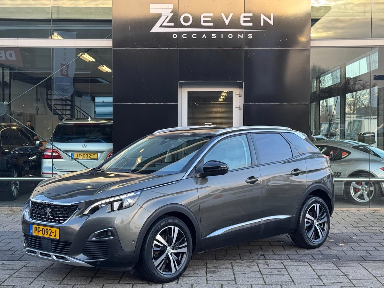 Peugeot 3008 - 1.2 PureTech GT Line !!!incl Nieuwe APK!!! - AutoWereld.nl