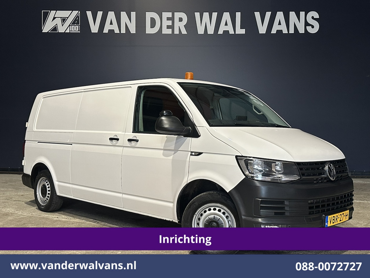 Volkswagen Transporter - 2.0 TDI 150pk L2H1 Inrichting Euro6 Airco | Camera | Leder | Cruisecontrol | 2500kg Trekha - AutoWereld.nl