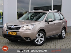 Subaru Forester - 2.0 Comfort AWD Automaat Trekhaak, Cruise control, Climate control, Stoelverwarming, Parke