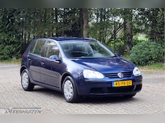 Volkswagen Golf - 1.6 Trendline | 2004 | Cruise | Nwe APK