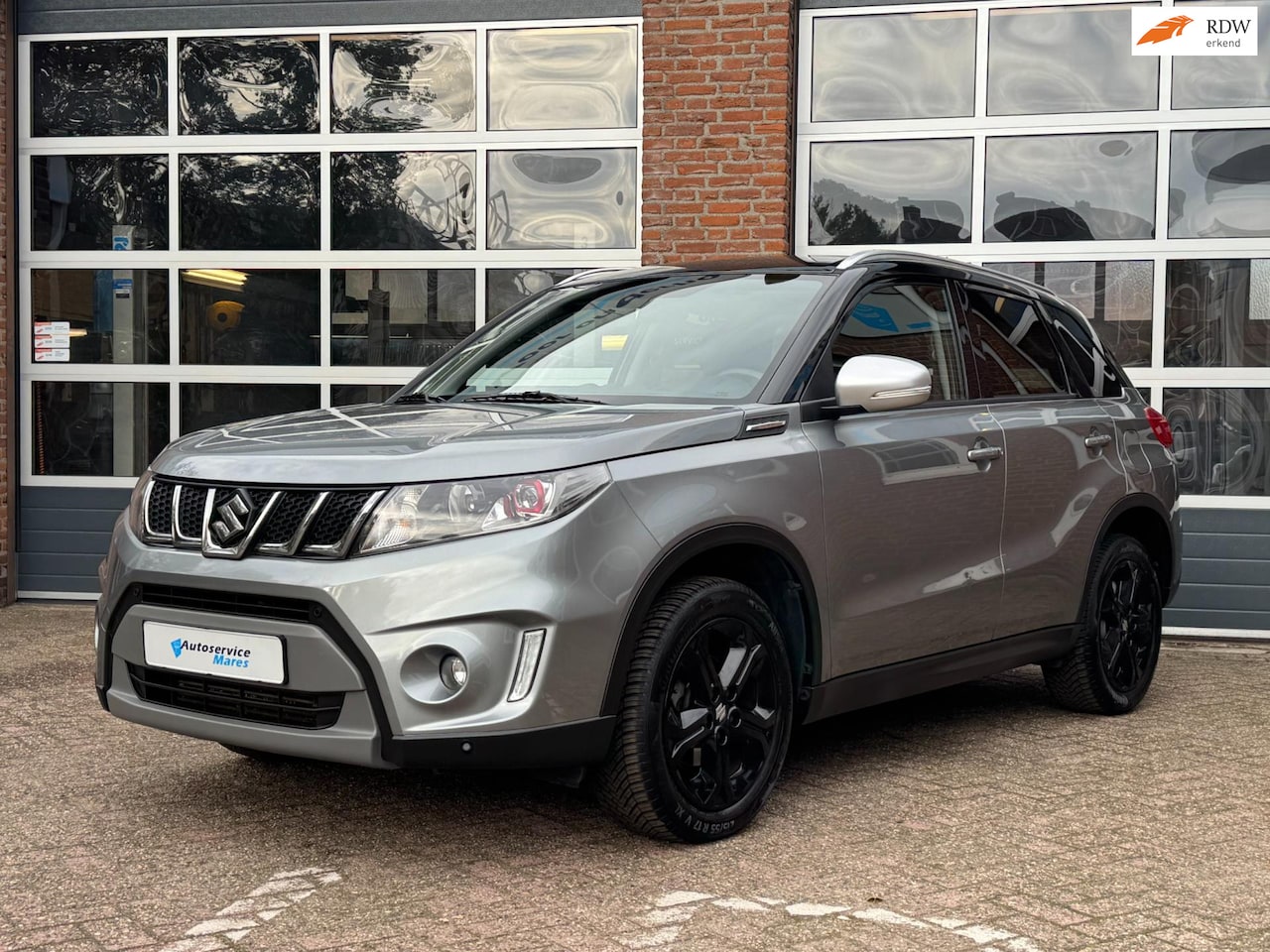 Suzuki Vitara - 1.4 S Allgrip 1.4 S Allgrip, navi, camera, adapt cruise, stoelverw, clima, keyless - AutoWereld.nl