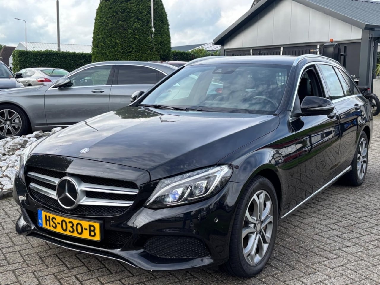 Mercedes-Benz C-klasse Estate - C350 e Plug-in Hybrid 2015 Zwart C350e - AutoWereld.nl