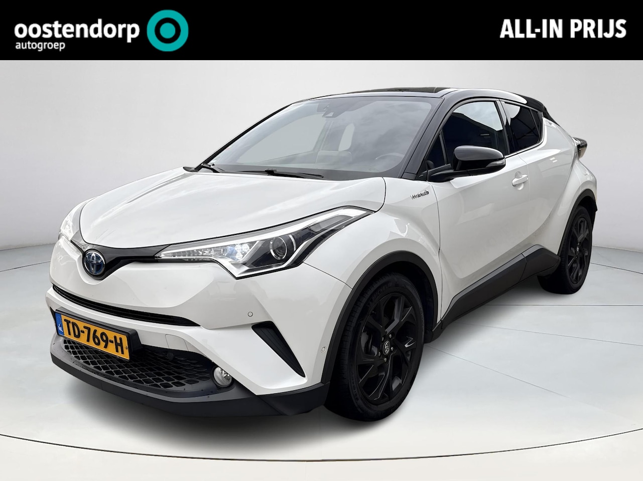 Toyota C-HR - 1.8 Hybrid Bi-Tone **NAVIGATIE/ DODEHOEK DETECTIE/ STOELVERWARMING/ ADAPTIEF CRUISE CONTRO - AutoWereld.nl
