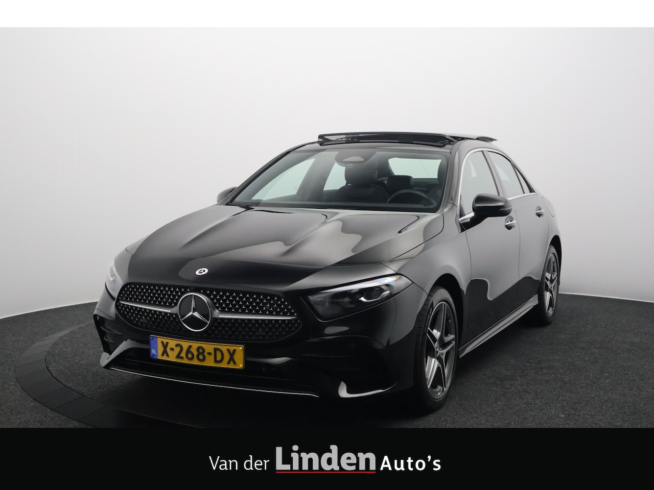 Mercedes-Benz A-klasse - 250 e AMG Line | Panoramadak | Sfeerverlichting | Camera - AutoWereld.nl