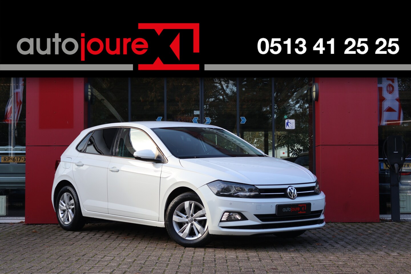 Volkswagen Polo - 1.0 MPI Trendline | Climate Control | Cruise Control | Stoelverwarming | - AutoWereld.nl