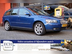 Volvo V50 - 2.5 T5 AWD Momentum, Schuifdak, 17inch