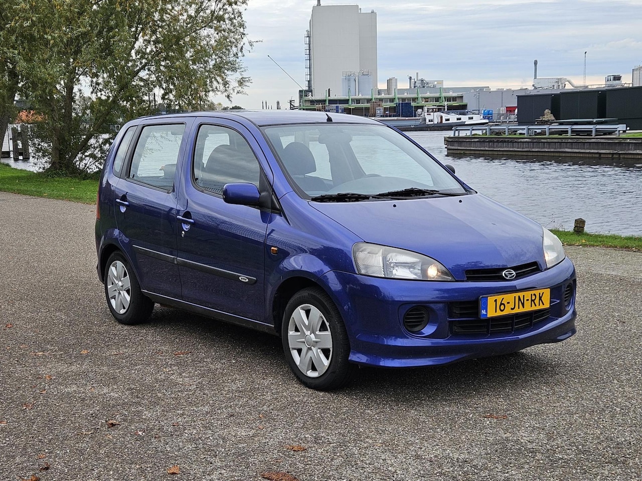Daihatsu Young RV - 1.3-16V XTi * 105 DK * EL.RAMEN - AutoWereld.nl