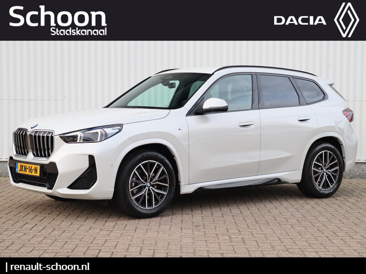 BMW X1 - sDrive18i M-sport Automaat | Sportstoelen | Camera | Stoelverwarming | Carplay | Elek. Kle - AutoWereld.nl