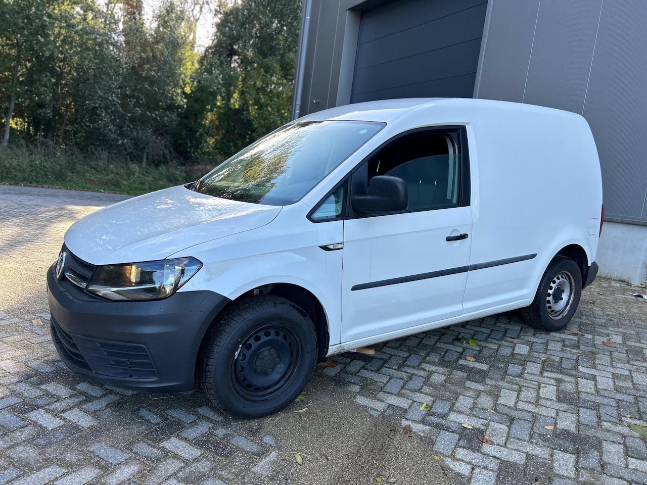 Volkswagen Caddy - 2.0 TDI L1H1 BMT Trendline 2.0 TDI L1H1 BMT Trendline - AutoWereld.nl