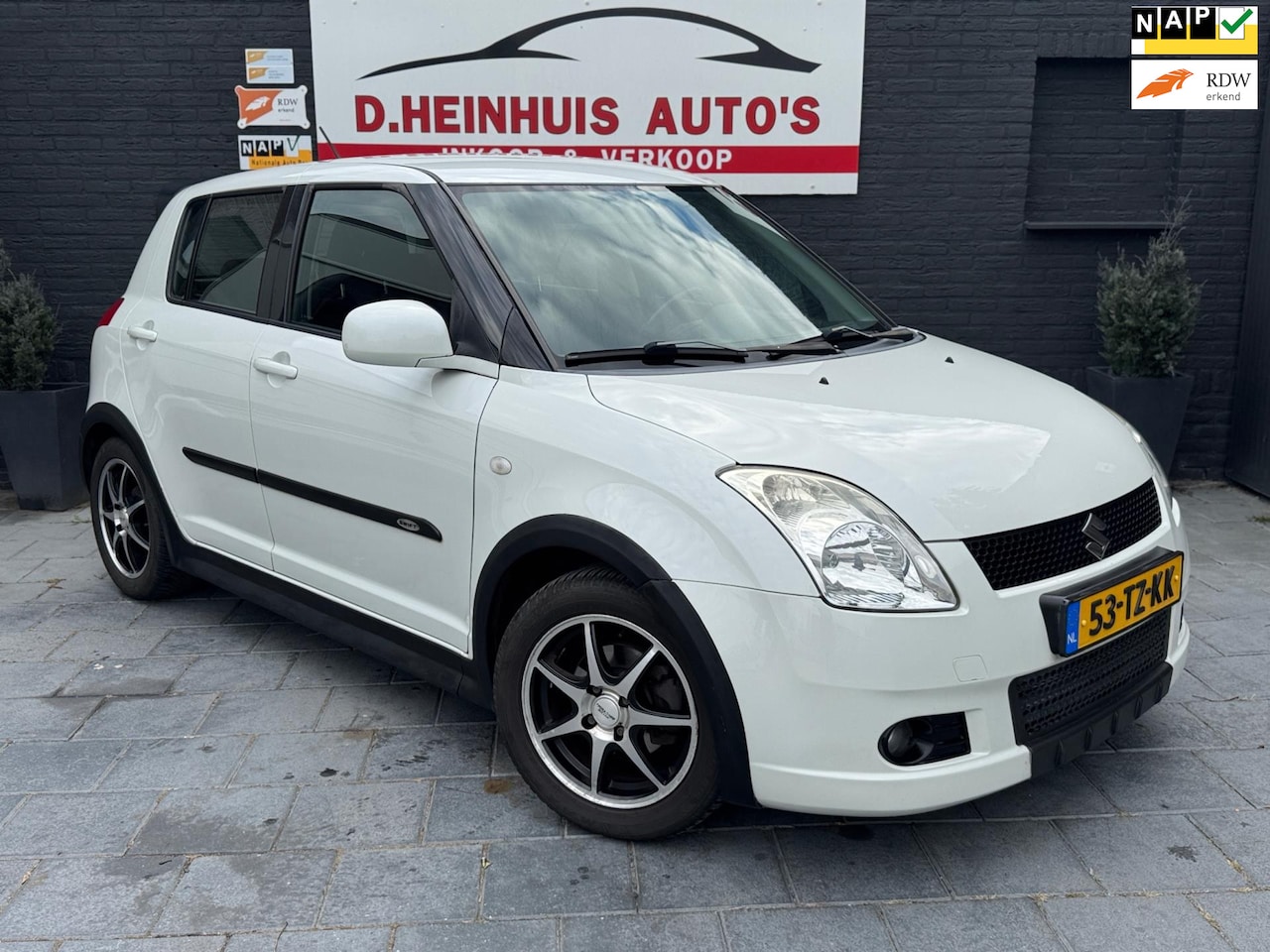 Suzuki Swift - GT 1.3 Shogun|Sport|5Drs|Airco|APK Nieuw - AutoWereld.nl