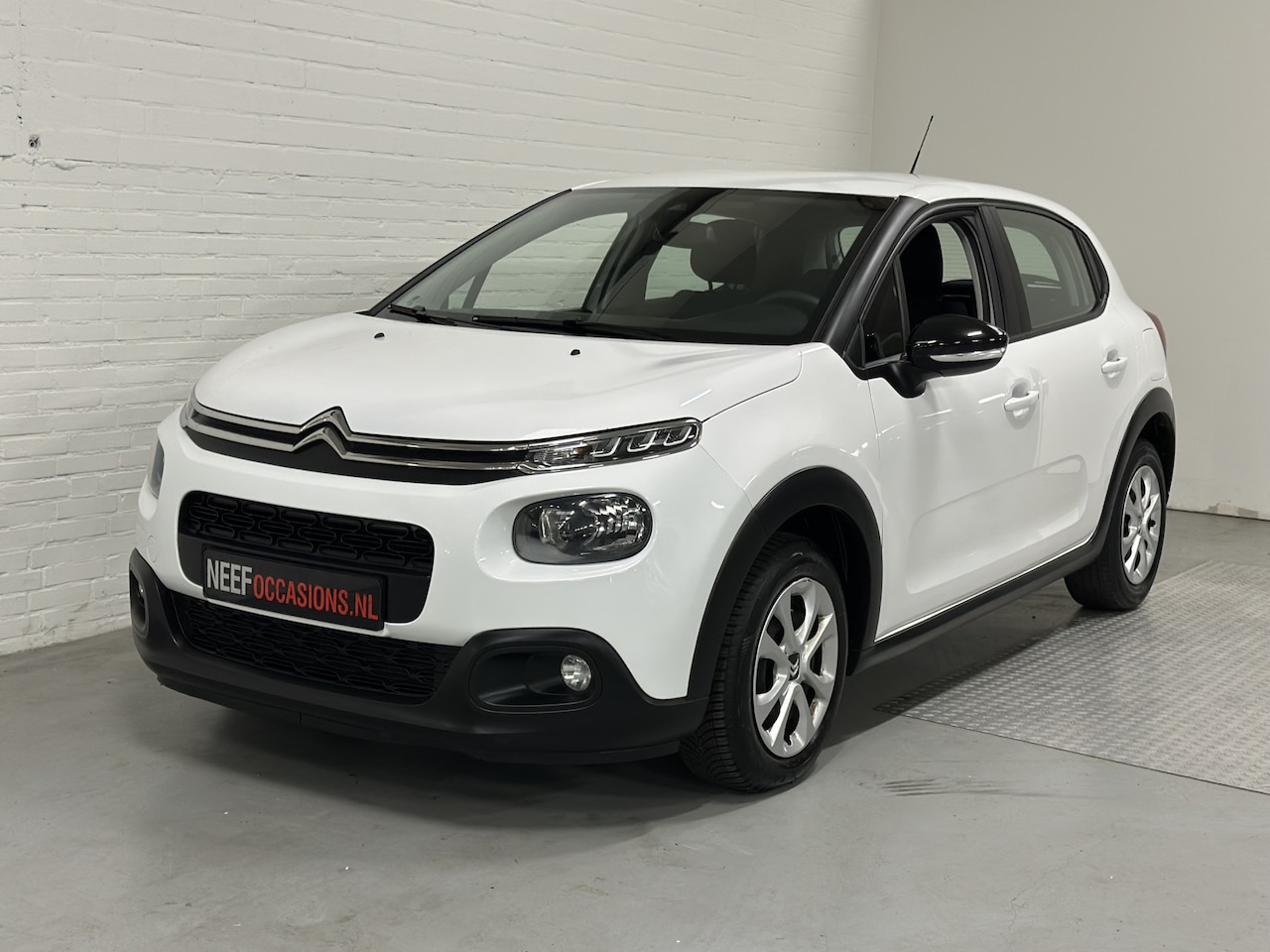 Citroën C3 - 1.2 PureTech AIRCO /CRUISE /NAVI / ELK.PAKKET - AutoWereld.nl