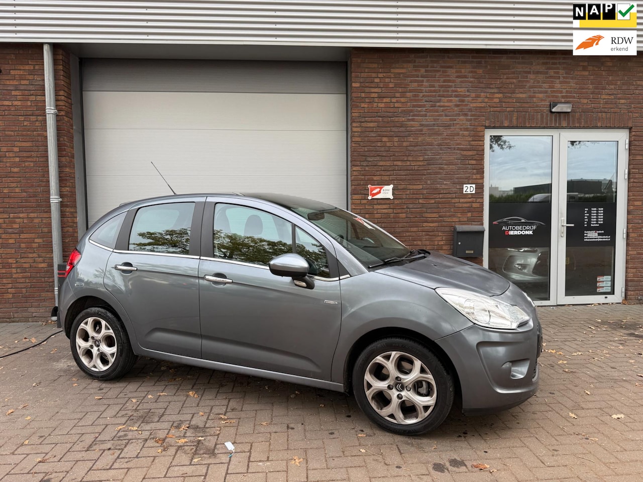 Citroën C3 - 1.6 VTi Exclusive|AUTOMAAT|PANO|NIEUWE APK - AutoWereld.nl